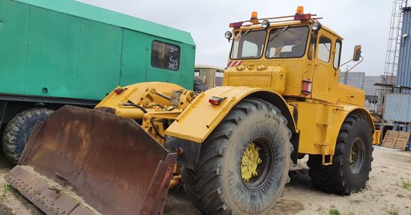 Продам: Кировец К-700А с отвалом – лопатой после полного капремонта!